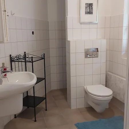 Viztuekoer Vendeghaz Замарди